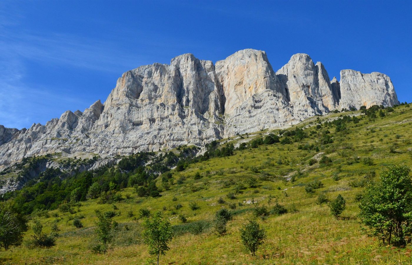 Explore the stunning cliffs of Gresse-en-Vercors in the Auvergne-Rhône-Alpes region of France.